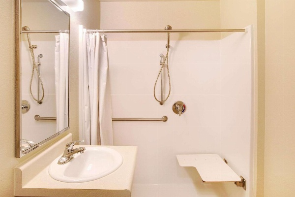 WoodSpring Suites Asheville - Biltmore West image 5